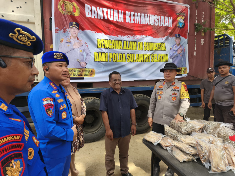 Bermula dari Video Call dengan Kapolda Aceh, Bantuan 10 Ton Ikan Asin dari Kapolda Sulsel Tiba di Aceh Tamiang