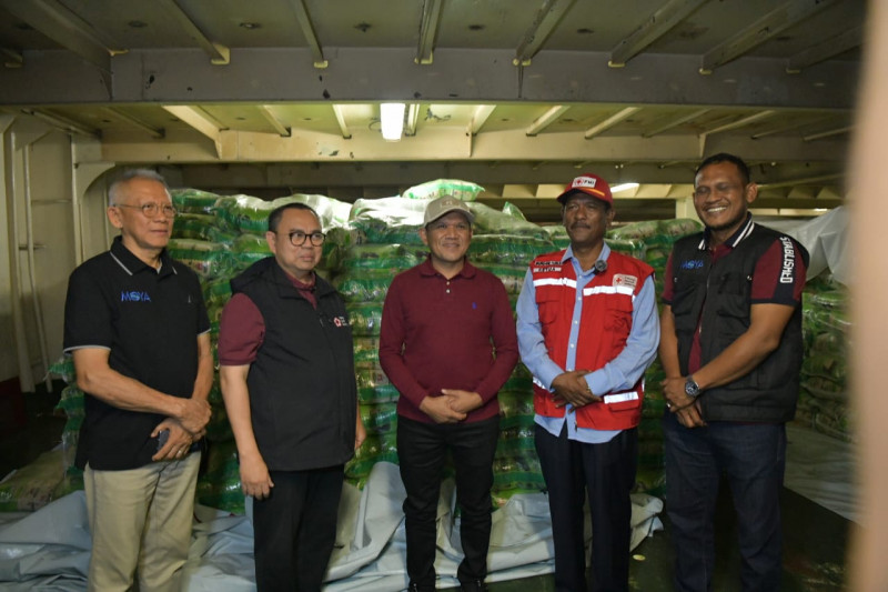 Wagub Aceh Terima 500 Ton Beras dan Bantuan Kemanusiaan PMI di Aceh Utara