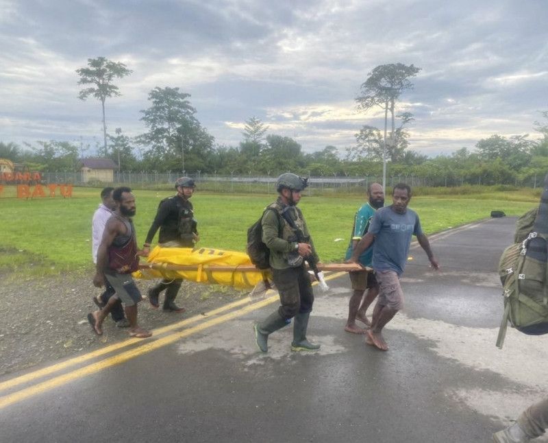 Negara Bergerak Cepat, Evakuasi Tuntas di Tengah Duka Pedalaman Papua