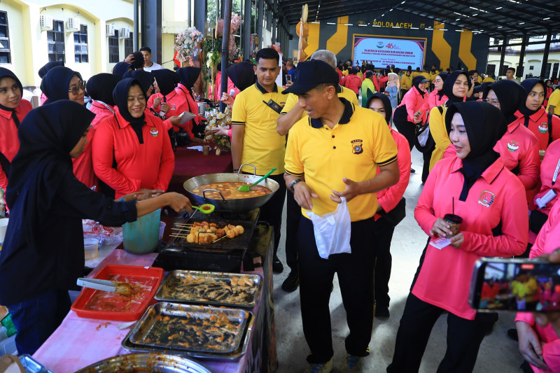 Memperingati HUT Ke-46 YKB Tahun 2026, Bhayangkari Daerah Aceh Gelar Olahraga Bersama dan Bazar
