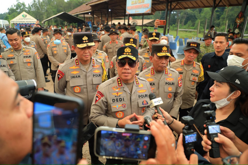 Kunjungi Posko Karhutla Kalteng, Wakapolri Pastikan Kesiapan Polri Hadapi Bencana