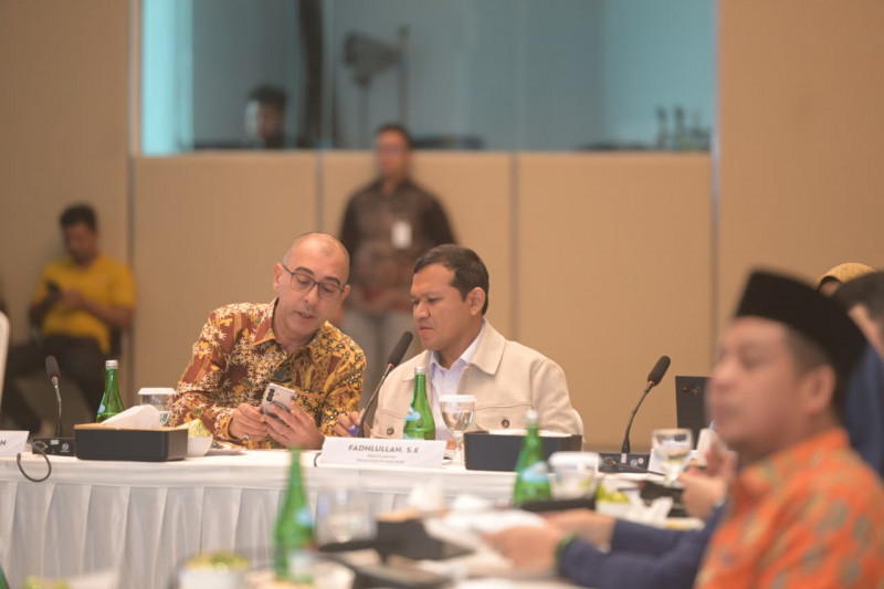 Bahas Ketahanan Energi dan Investasi, Wagub Aceh Sambut Kunker Komisi VI DPR RI