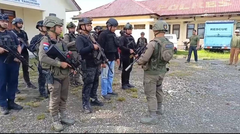 Kapolda Aceh Apresiasi Kinerja Personel Ditpolairud dalam Penanganan Banjir