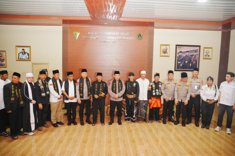 Kapolri Dorong Silat dan Debus Banten Jadi Sumber Devisa Daerah