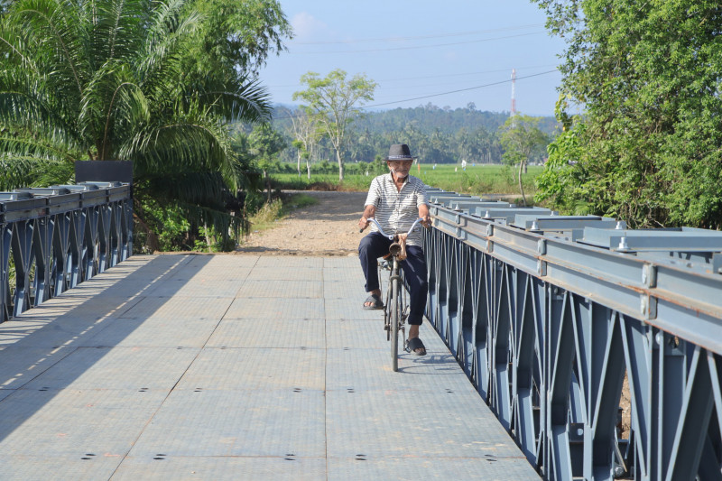 Masyarakat Sawang Sampaikan Terima Kasih kepada Polri melalui Video Testimoni Jembatan Bailey