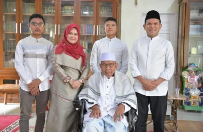 Wagub Fadhlullah Halal bi Halal ke Kediaman Abon Arongan
