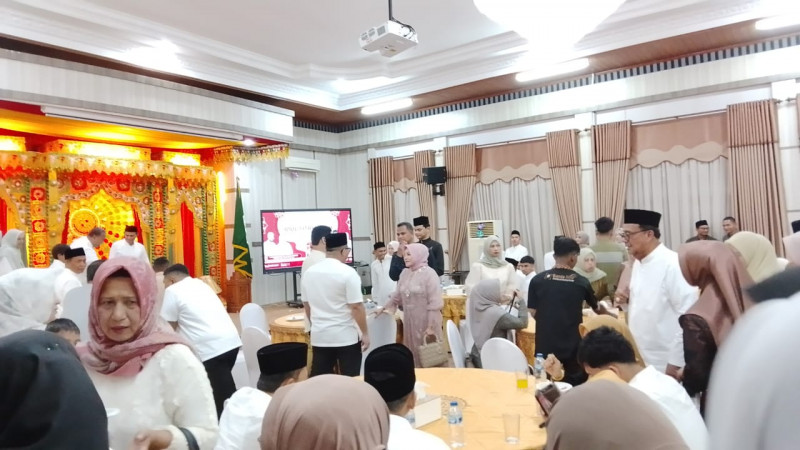 Ramah dan Penuh Keakraban Saat Open House Bersama Wagub Aceh, Seluruh Rakyat Jelata dilayani Bak Raja