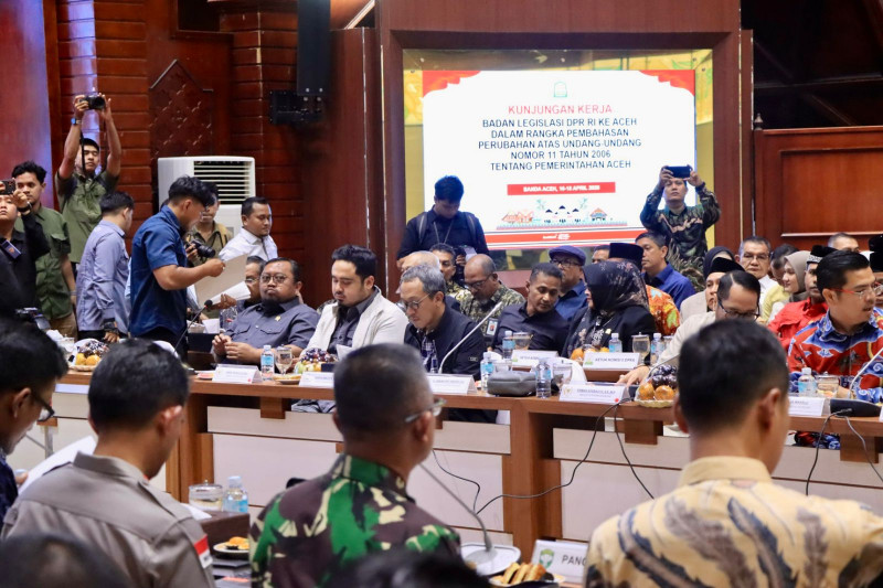 Kapolda Aceh Hadiri Pertemuan Pemerintah Aceh Bersama Badan Legislasi DPR RI