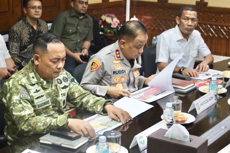 Kapolda Aceh Hadiri Rapat Forkopimda Aceh, Perkuat Sinergi Jaga Stabilitas Daerah