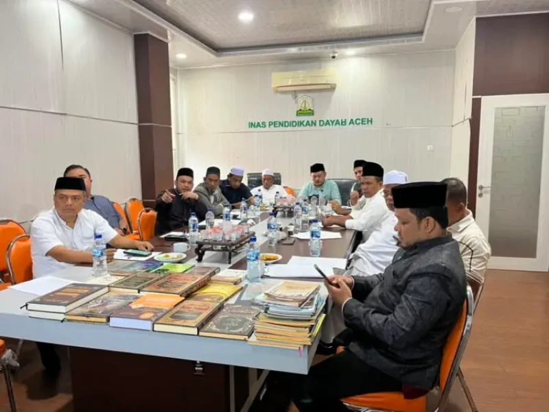 DIsdik Dayah Aceh bahas kemandirian ekonomi Dayah dengan Mertri Kreatif
